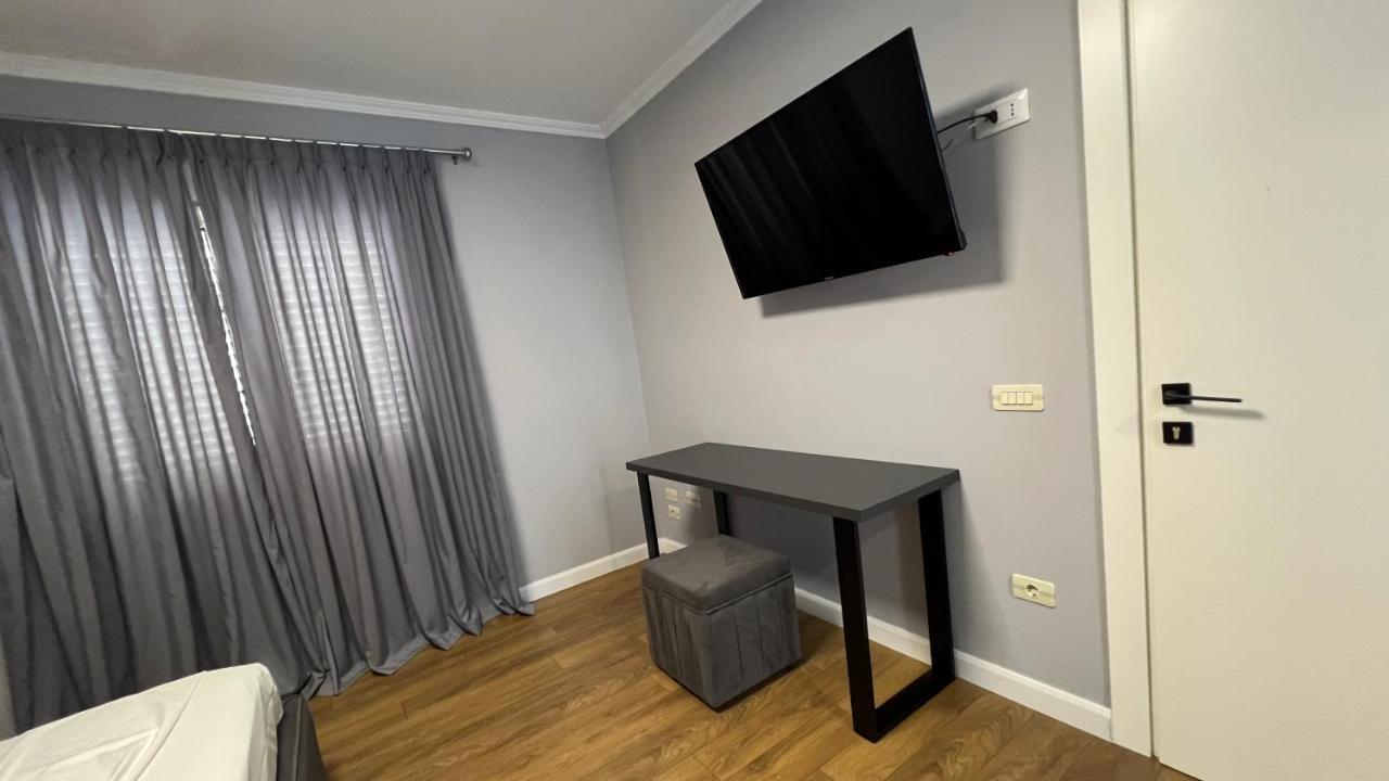Vila 90 Boutique Hotel Tirana Exteriér fotografie